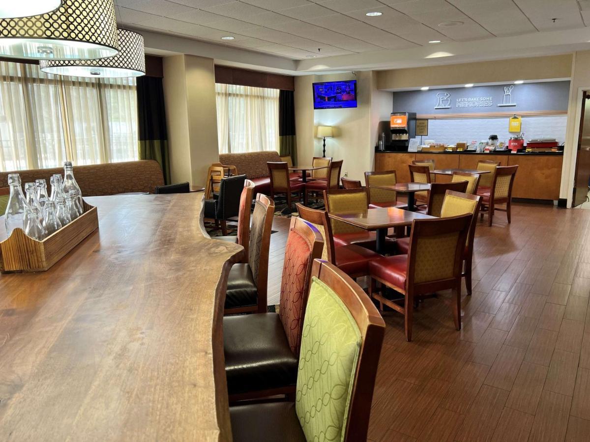 Hampton Inn New Bern Eksteriør billede